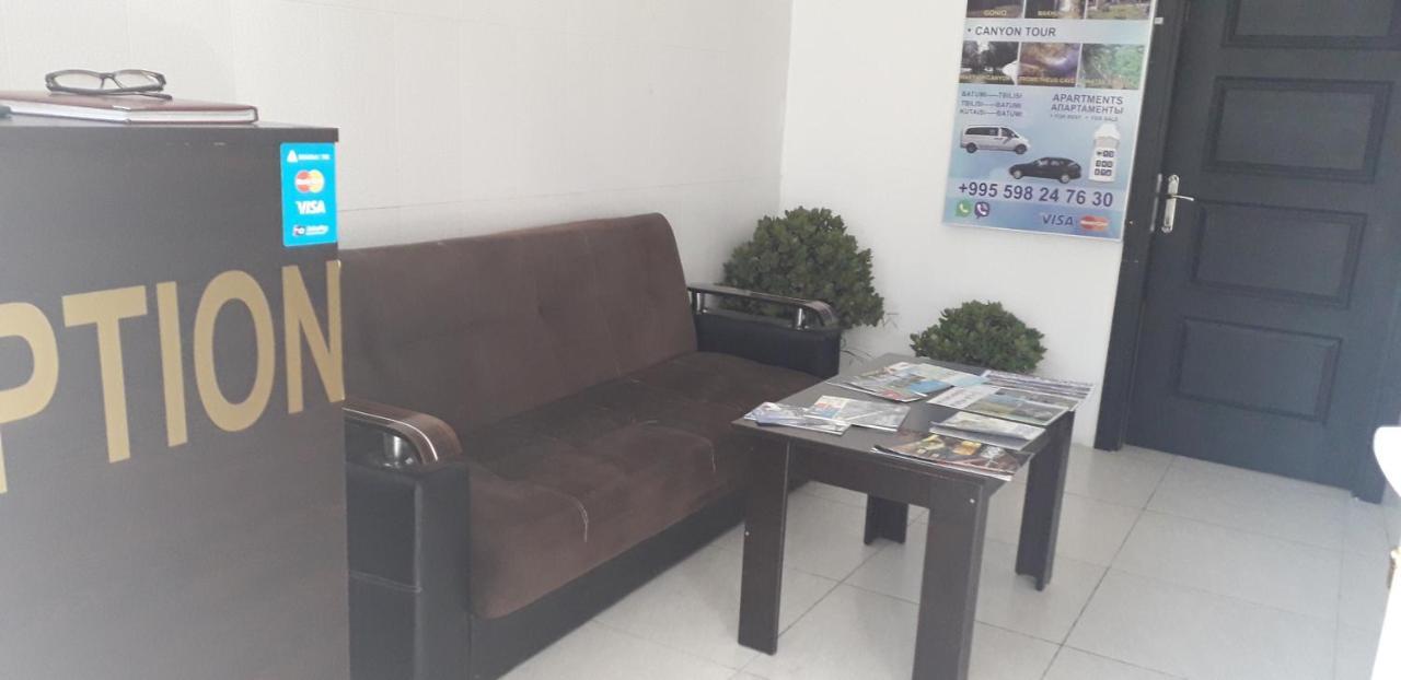 Hotel Peria Batumi Bagian luar foto